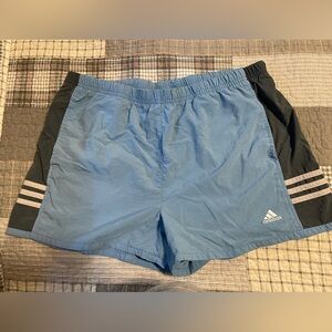 🥏 Adidas Athletic Shorts Size Large